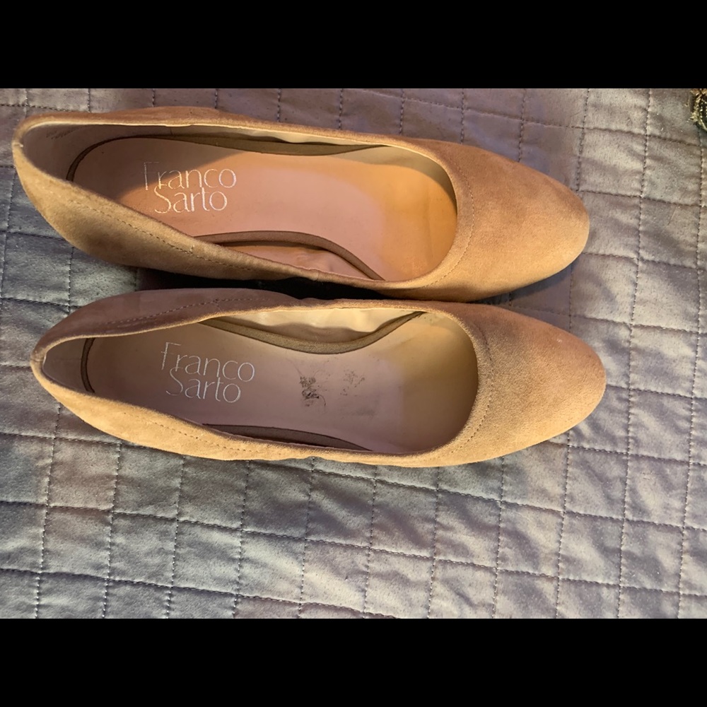 Tan heels